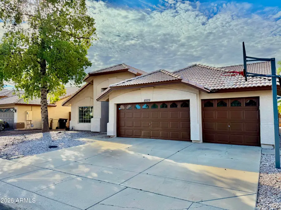 8529 W Willow Avenue, Peoria, AZ 85381 - #2