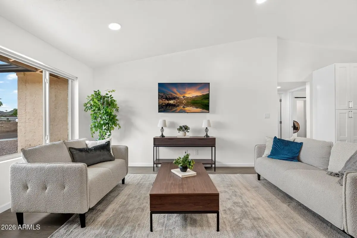 2826 E Cactus Road, Phoenix, AZ 85032 - #1