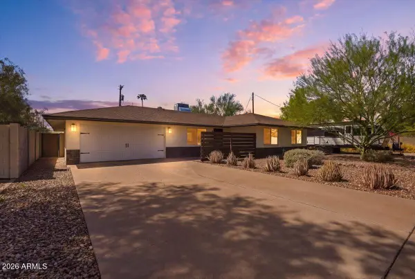 1209 W Medlock Drive, Phoenix, AZ 85013