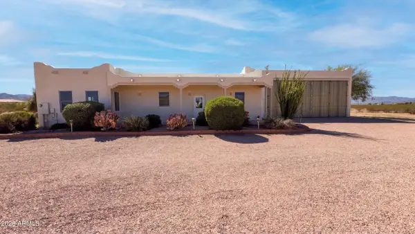 51340 W Iver Road, Aguila, AZ 85320