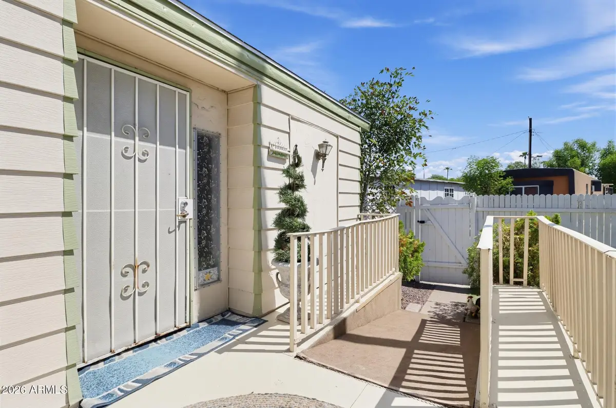 4375 W Missouri Avenue #101, Glendale, AZ 85301 - #1