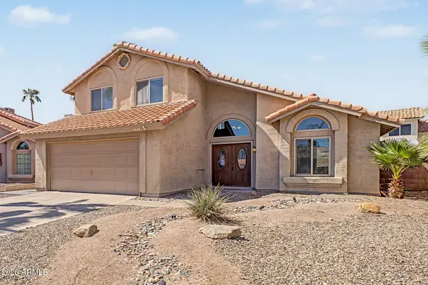 4224 E Amberwood Drive, Phoenix, AZ 85048