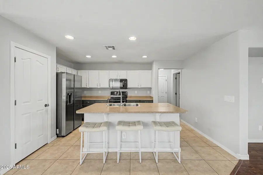 32974 N Sandstone Drive, San Tan Valley, AZ 85143 - #2