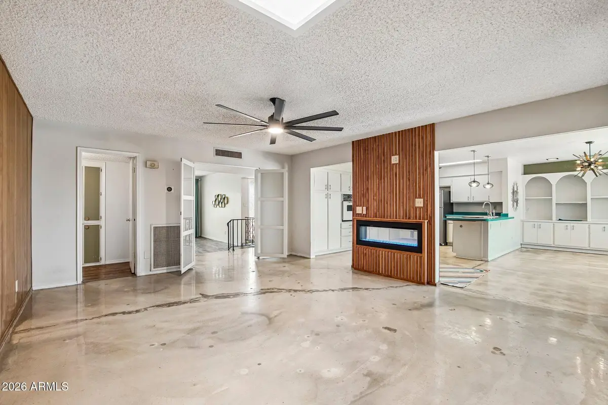 2460 E Claire Drive, Phoenix, AZ 85032 - #1