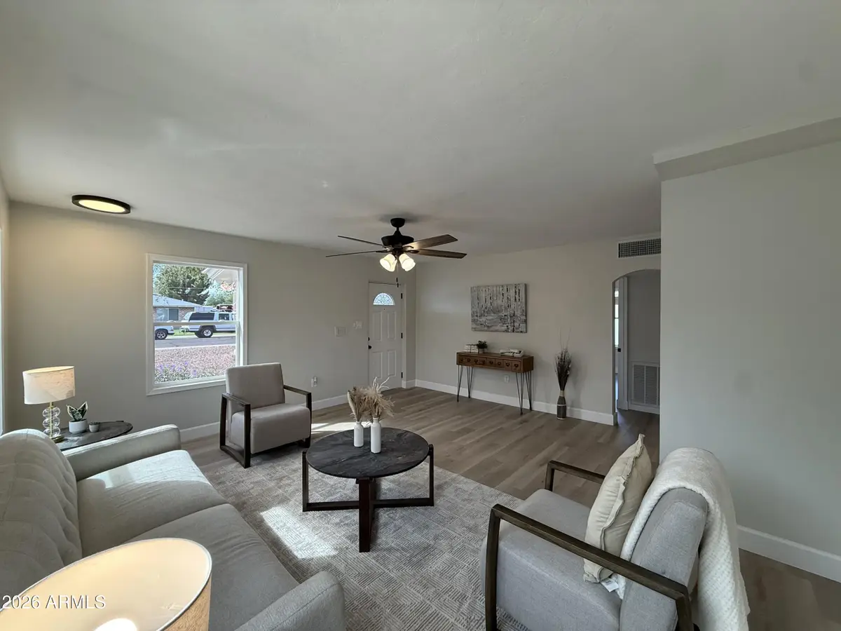 2710 E Amelia Avenue, Phoenix, AZ 85016 - #1