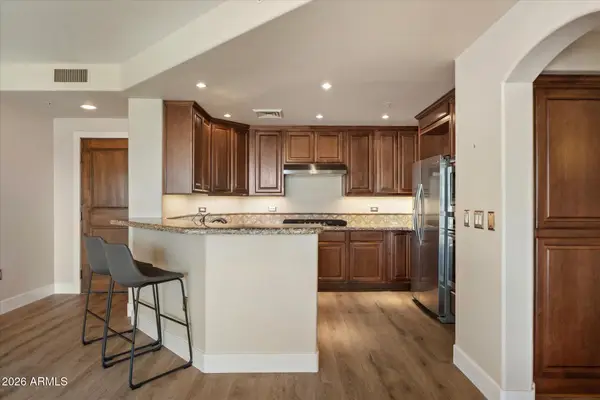15802 N 71st Street #203, Scottsdale, AZ 85254