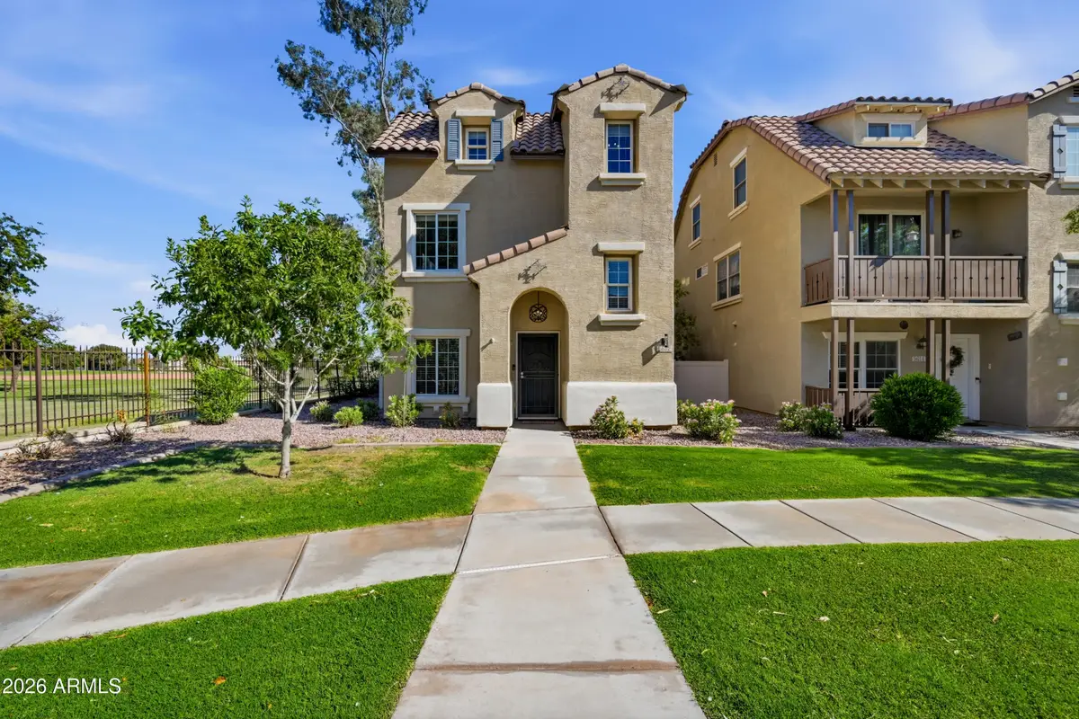 5612 S 21st Place, Phoenix, AZ 85040 - #1
