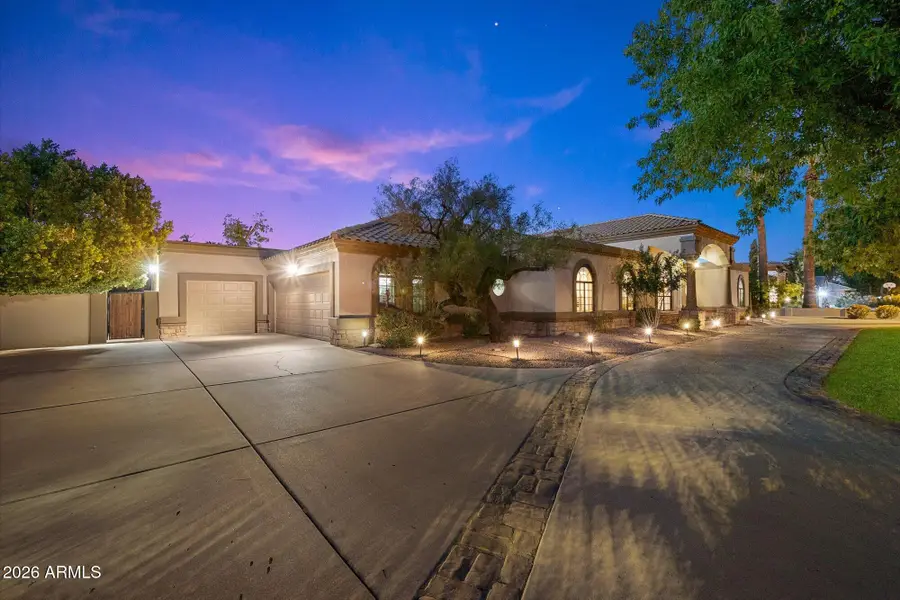 84 E Buena Vista Drive, Tempe, AZ 85284 - #3