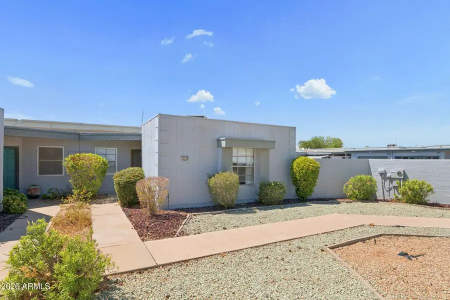 10538 W Palmeras Drive, Sun City, AZ 85373 - #3