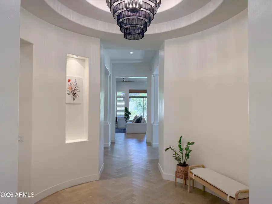 3818 E Crest Lane, Phoenix, AZ 85050 - #3