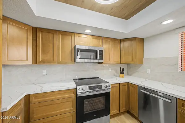 4303 E Cactus Road #114, Phoenix, AZ 85032