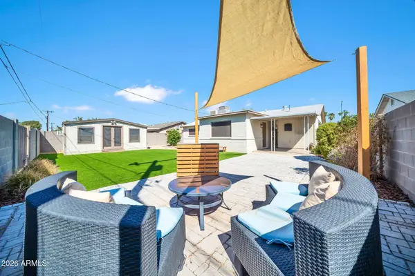 1037 E Diana Avenue, Phoenix, AZ 85020