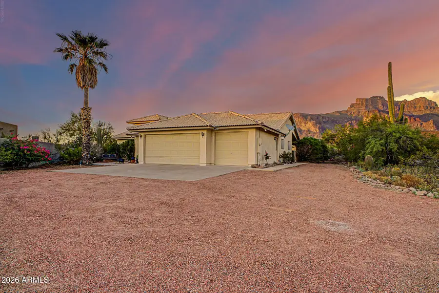 5674 E 3rd Avenue, Apache Junction, AZ 85119 - #2