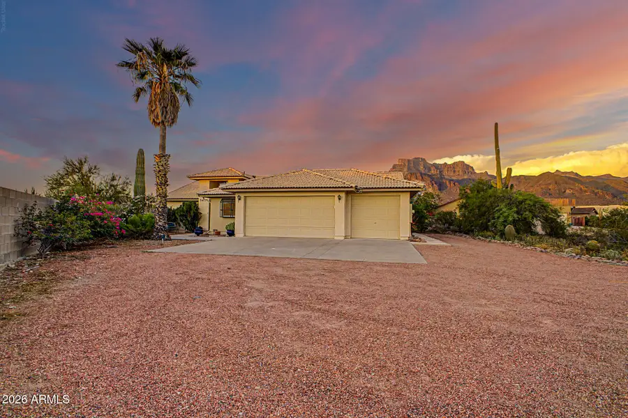 5674 E 3rd Avenue, Apache Junction, AZ 85119 - #3