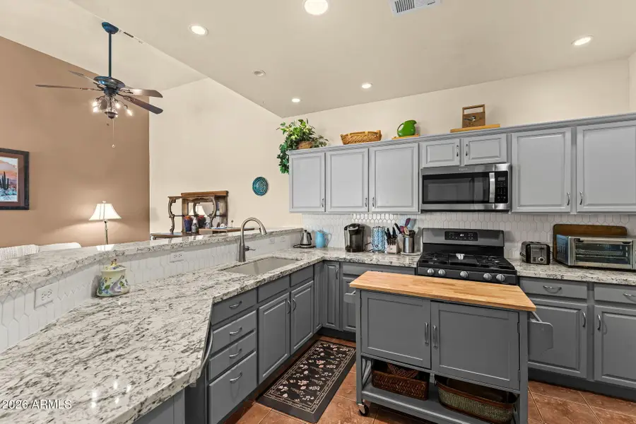 40 Northridge Circle, Wickenburg, AZ 85390 - #3