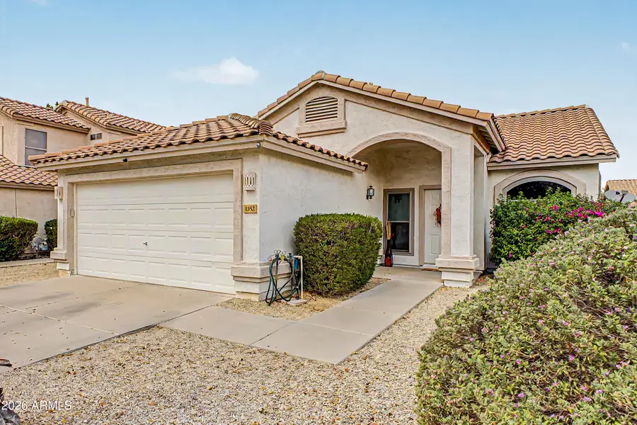 1352 W Sparrow Drive, Chandler, AZ 85286 - #2
