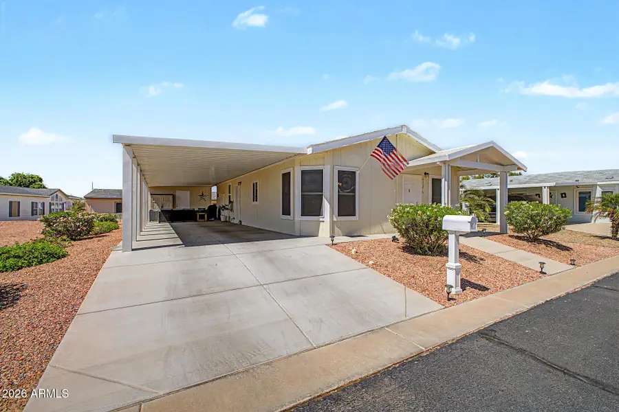 40576 N Wedge Drive, San Tan Valley, AZ 85140 - #2