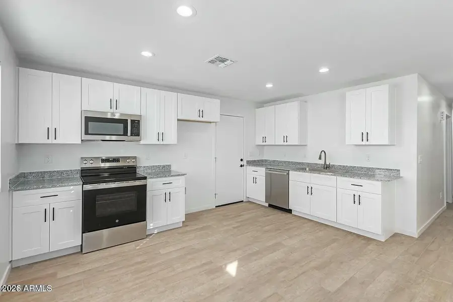 428 S 97th Place, Mesa, AZ 85208 - #2