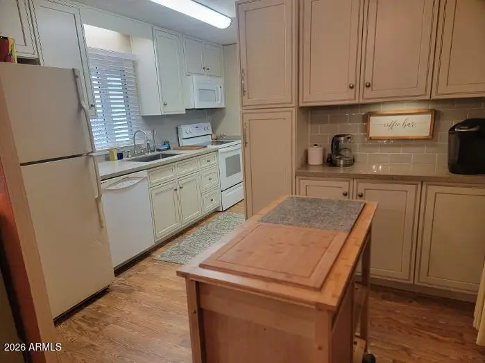 3706 N Illinois Avenue, Florence, AZ 85132 - #3