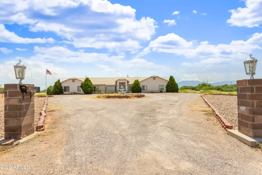 2091 N San Marcos De Niza Drive, Sierra Vista, AZ 85635 - #3