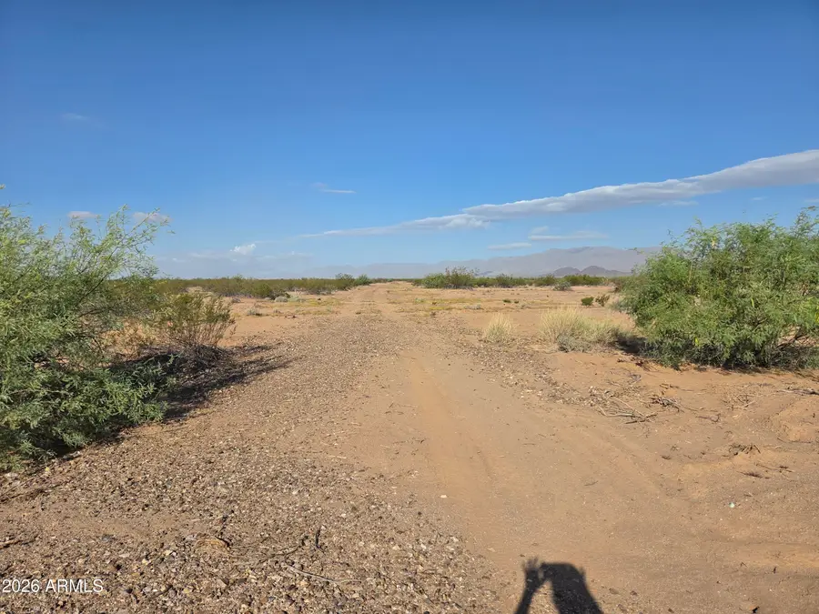 001 S Rider - Lot B Road, Aguila, AZ 85320 - #3