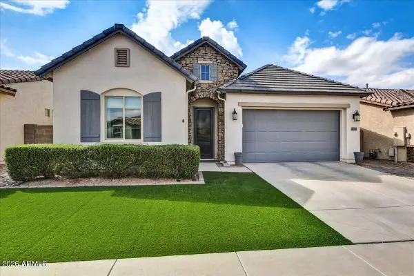 10743 W Sierra Pinta Drive, Peoria, AZ 85373