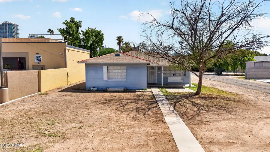 815 S Roosevelt Street, Tempe, AZ 85281 - #2