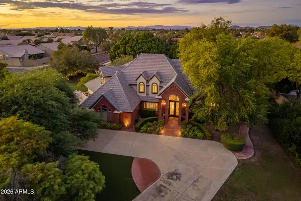 7060 W Surrey Avenue, Peoria, AZ 85381