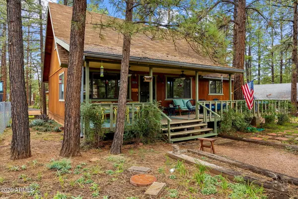 2974 Mogollon Drive, Overgaard, AZ 85933