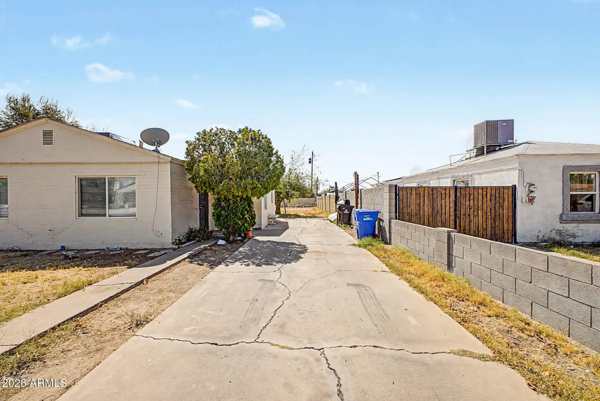 3209 W Garfield Street, Phoenix, AZ 85009 - #1