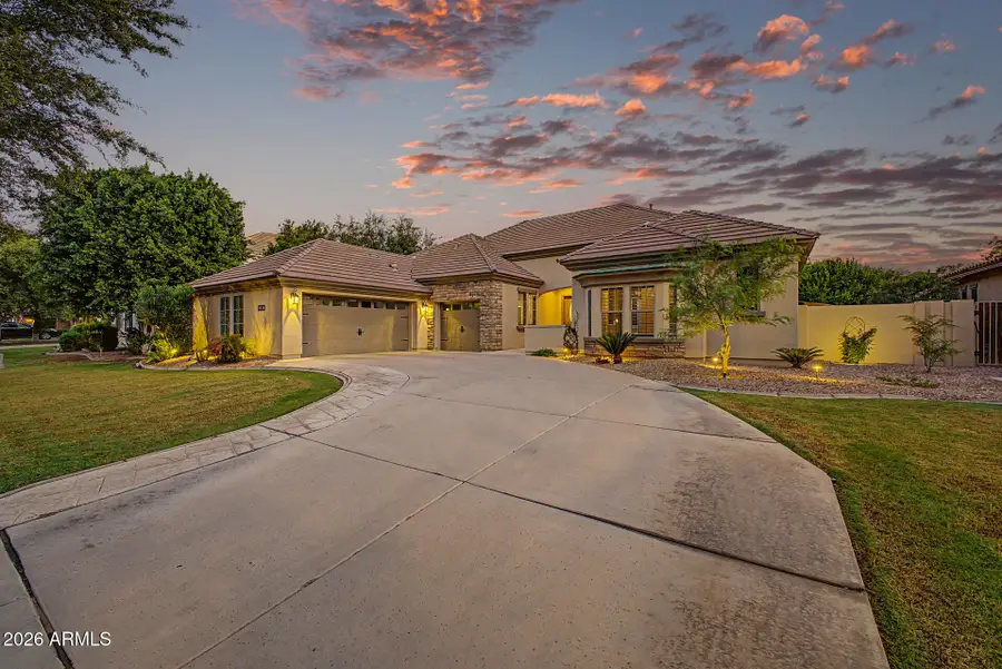 3083 E Linda Lane, Gilbert, AZ 85234 - #2