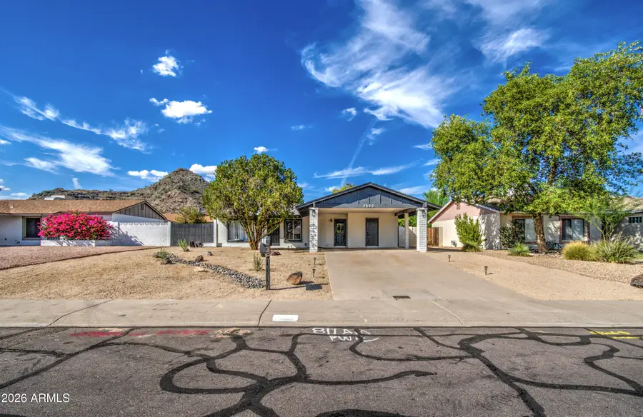 2520 E Dahlia Drive, Phoenix, AZ 85032 - #2