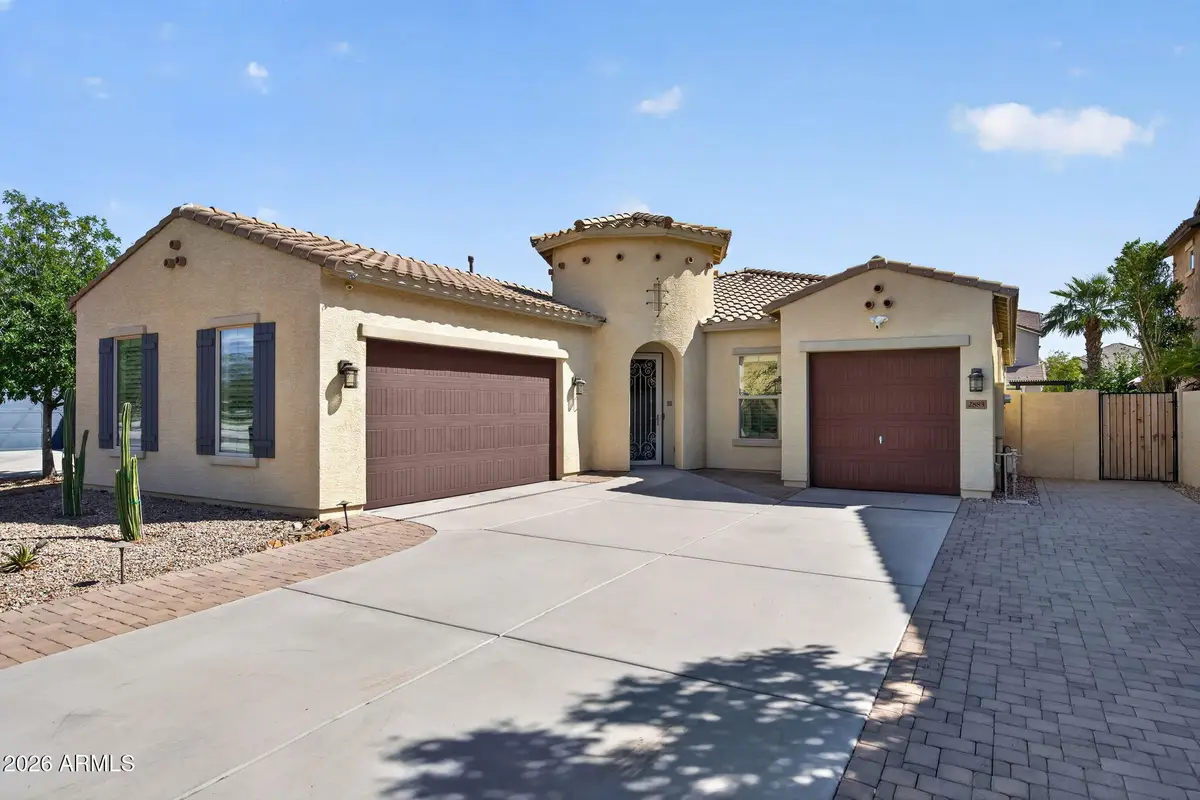 2883 E Ridgewood Lane, Gilbert, AZ 85298 - #1