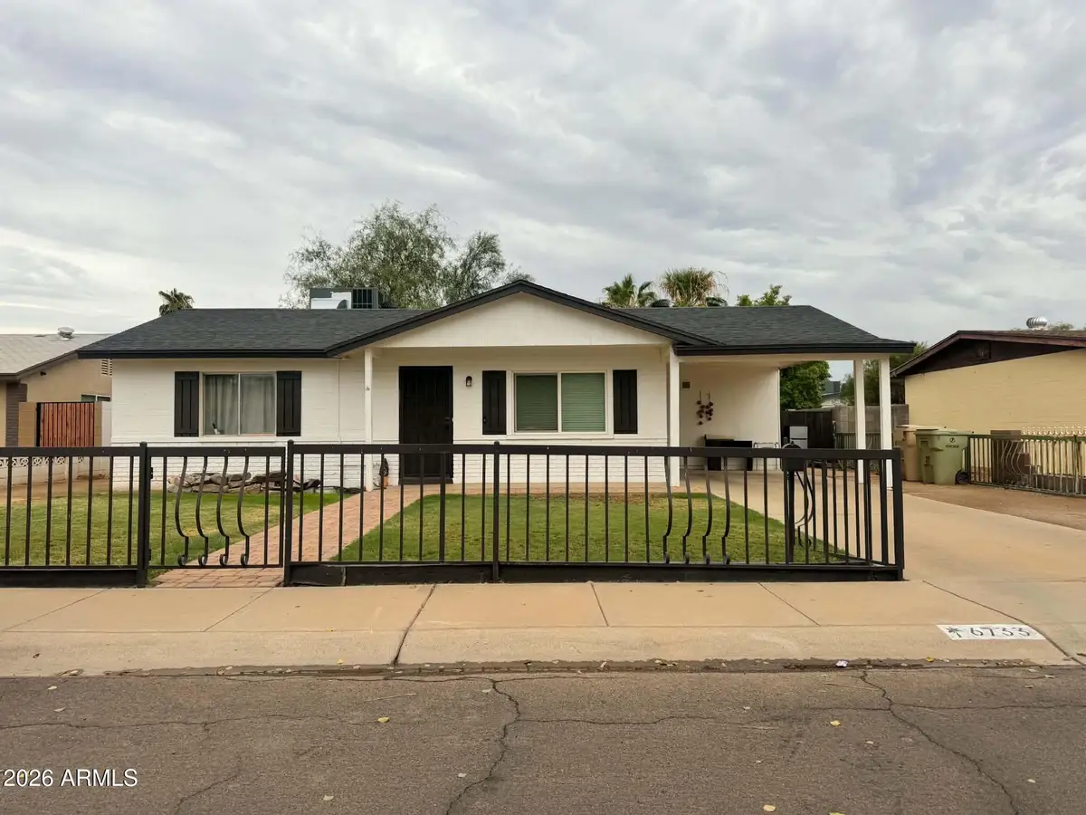 6733 W Orange Drive, Glendale, AZ 85303 - #1