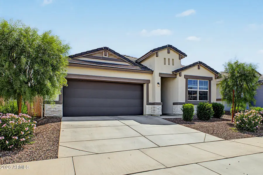 18641 W Desert Hollow Drive, Wittmann, AZ 85361 - #2