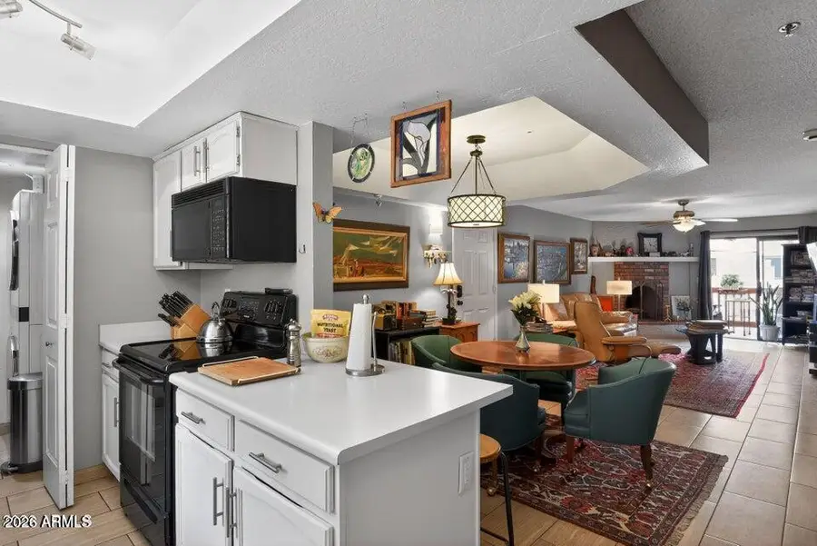 3031 N Civic Center Plz Plaza #230, Scottsdale, AZ 85251 - #2