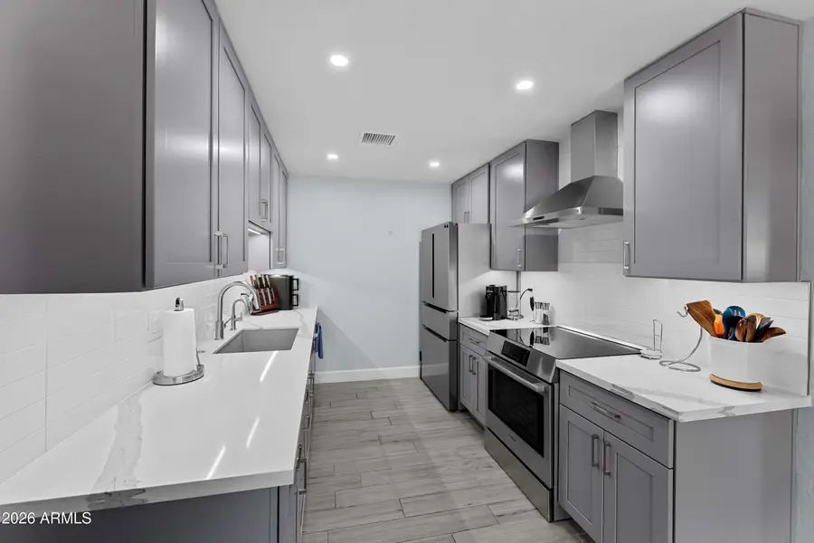 3142 E Clarendon Avenue, Phoenix, AZ 85016 - #2