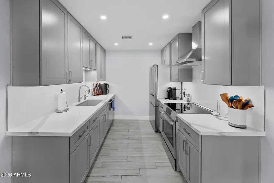 3142 E Clarendon Avenue, Phoenix, AZ 85016 - #3