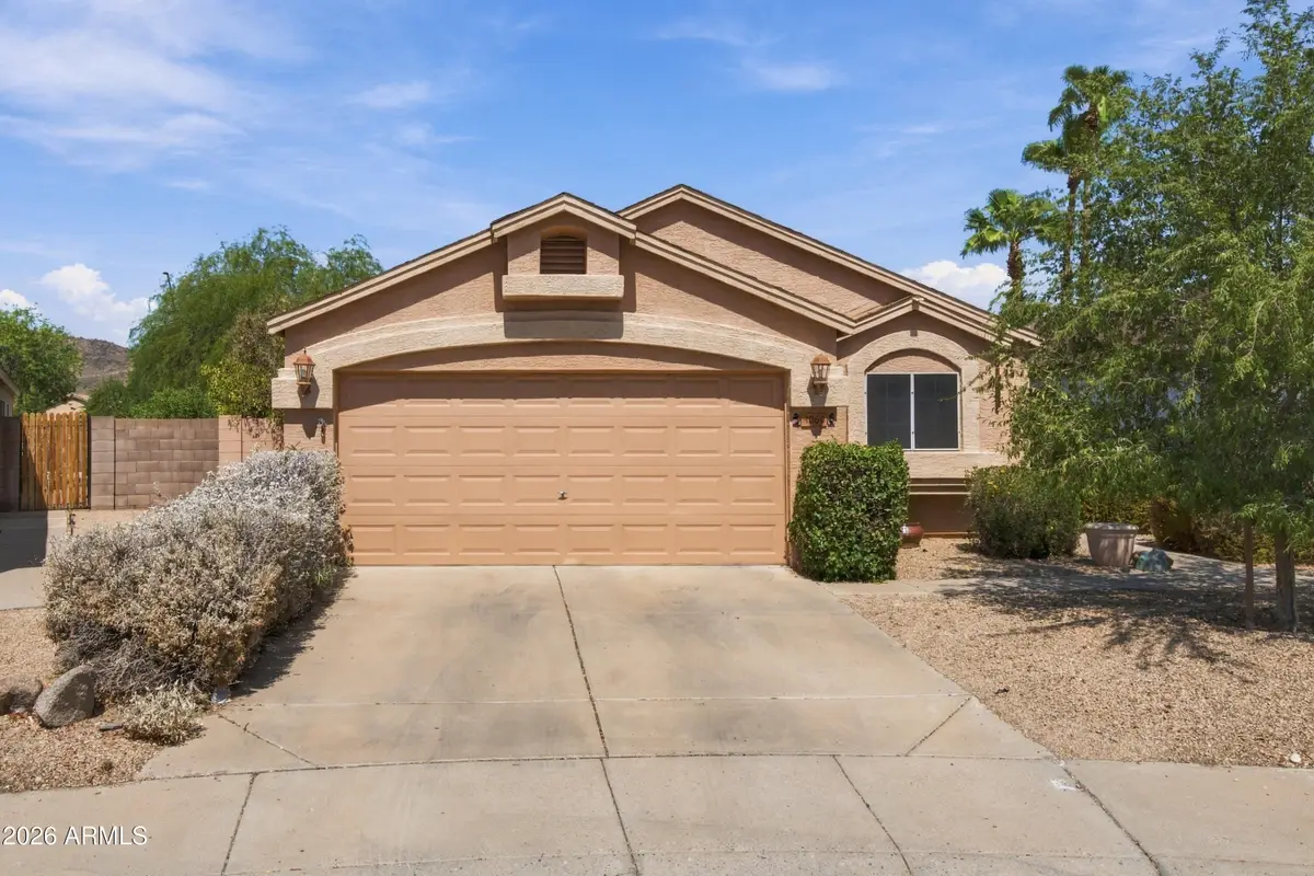 4060 W Villa Linda Drive, Glendale, AZ 85310 - #1