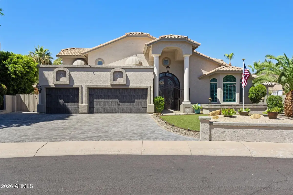 5866 W Del Lago Circle, Glendale, AZ 85308 - #1