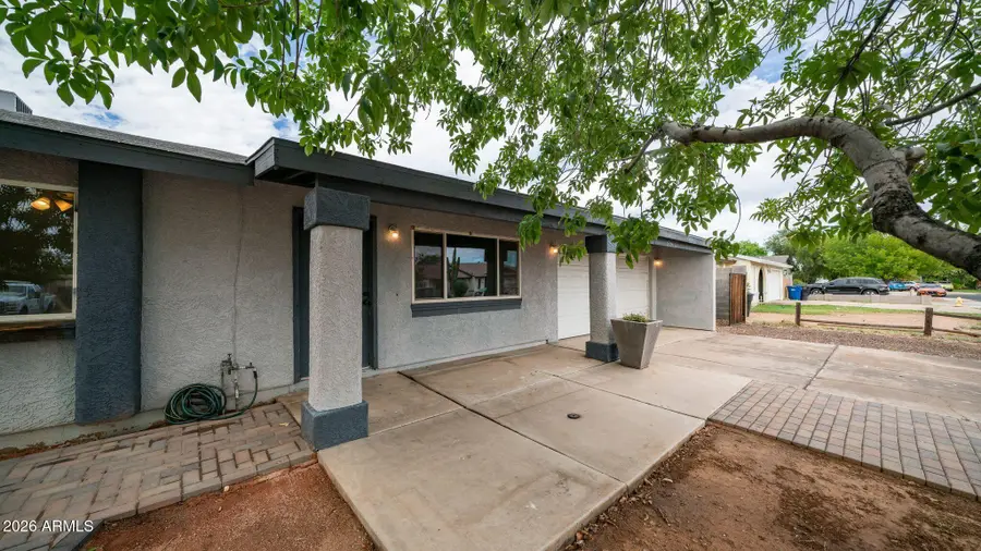 2526 E Isabella Avenue, Mesa, AZ 85204 - #3