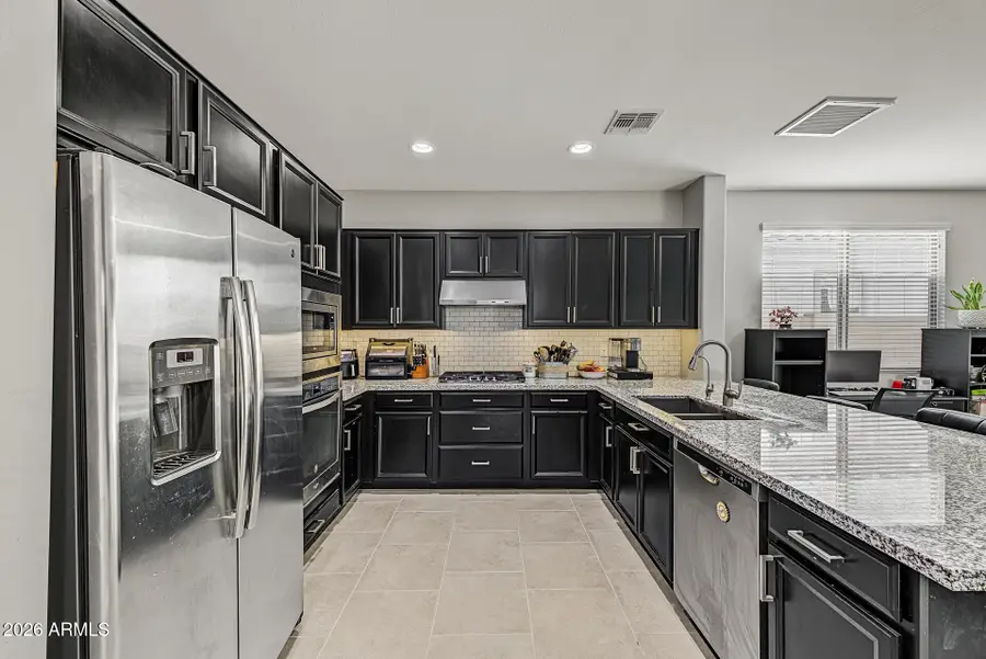 2820 E Sunland Avenue, Phoenix, AZ 85040 - #2