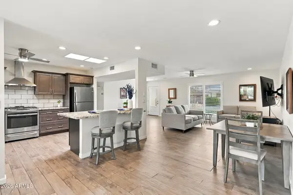 10011 W Prairie Hills Circle, Sun City, AZ 85351