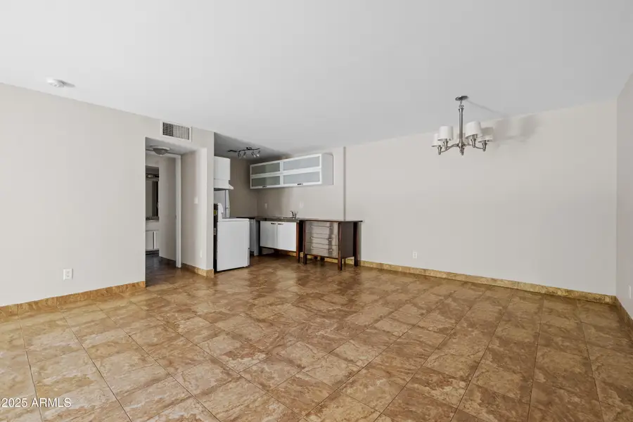 5525 E Thomas Road #R11, Phoenix, AZ 85018 - #3