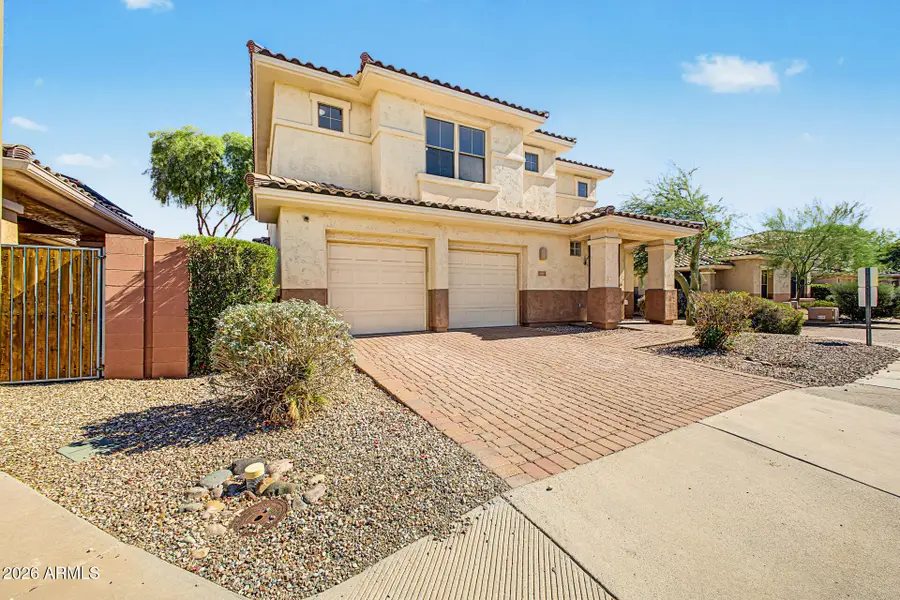 13669 W Cypress Street, Goodyear, AZ 85395 - #2