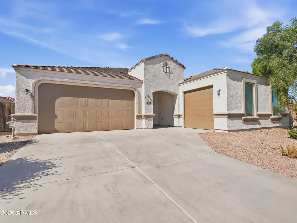 587 W Danish Red Trail, San Tan Valley, AZ 85143 - #1