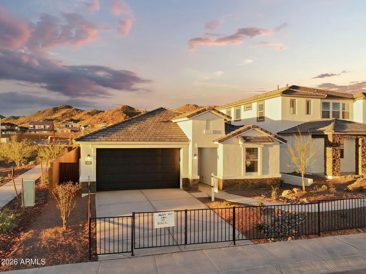 6802 W Spur Drive, Peoria, AZ 85383 - #1