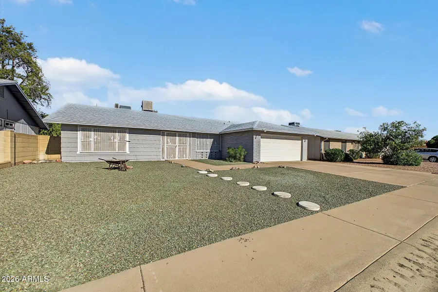 11429 S Pawnee Circle, Phoenix, AZ 85044 - #2