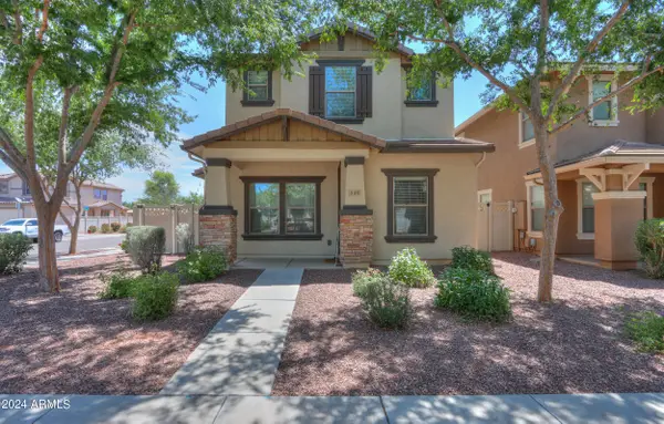 986 S Hawk Lane, Gilbert, AZ 85296