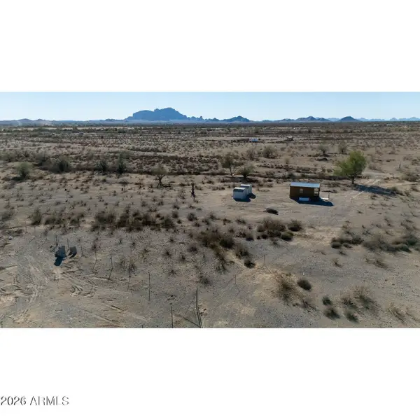 5800 N 415th Avenue #552, Tonopah, AZ 85354